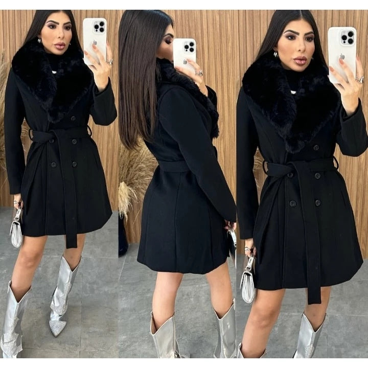 Sobretudo Feminino de Lã Batida com Faixa e Capuz Ajustável